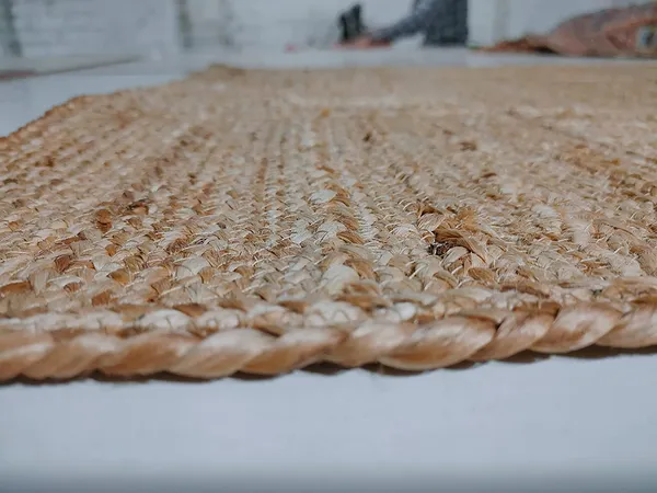 Natural_Jute_Rugs_Tiles_Carpet_Traditional_Braided_Reversible_Sandcastle_Carpet